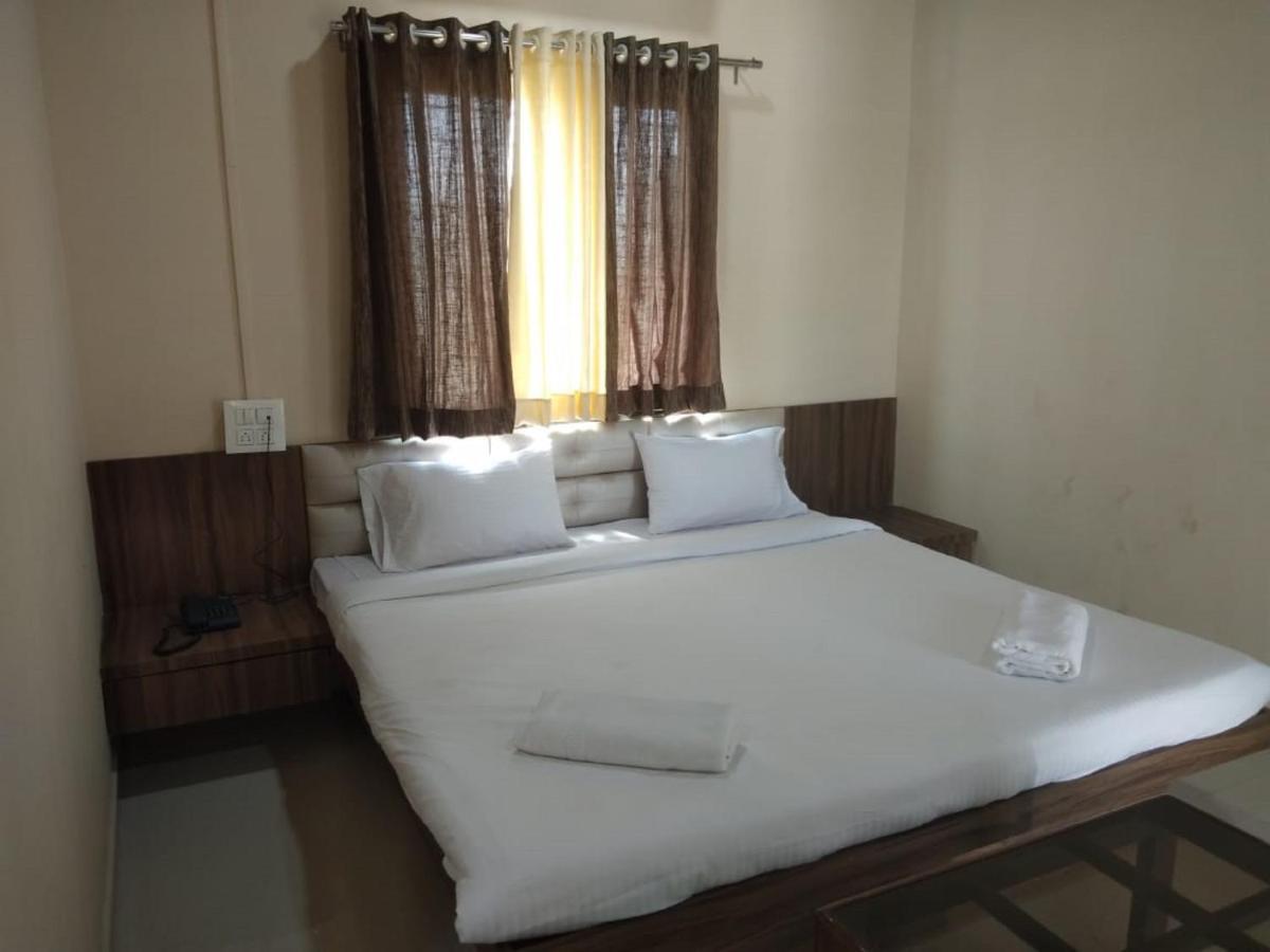 Hotel Krishna Exotica Ahmednagar Ngoại thất bức ảnh