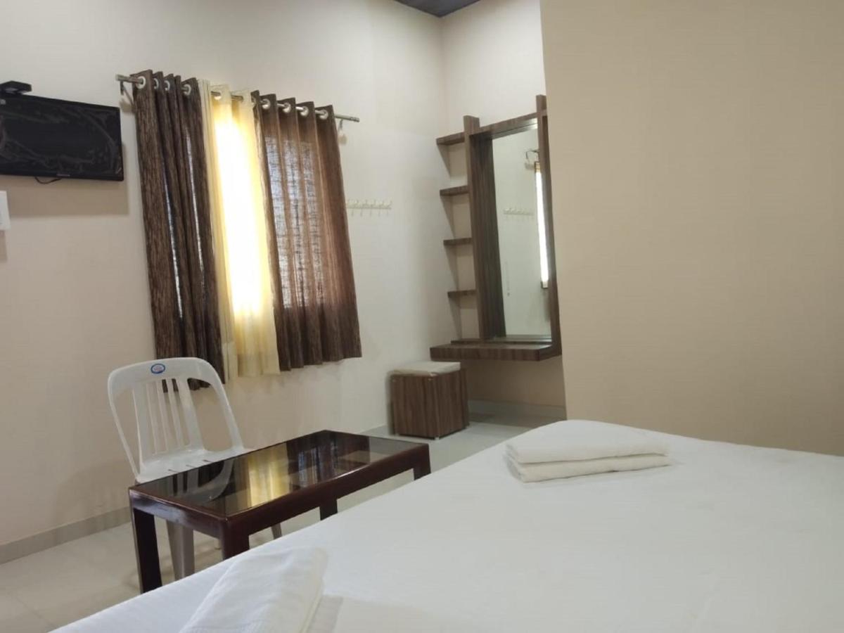 Hotel Krishna Exotica Ahmednagar Ngoại thất bức ảnh