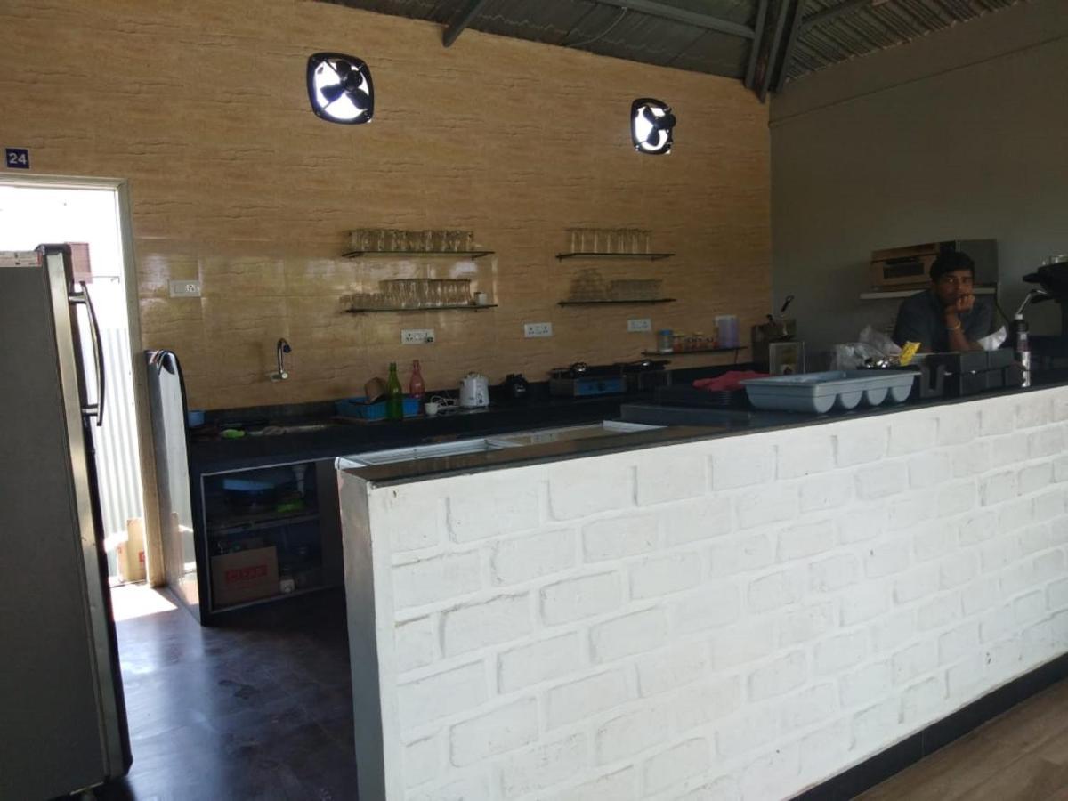 Hotel Krishna Exotica Ahmednagar Ngoại thất bức ảnh