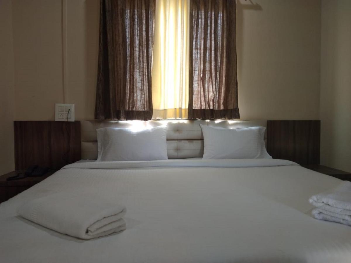 Hotel Krishna Exotica Ahmednagar Ngoại thất bức ảnh